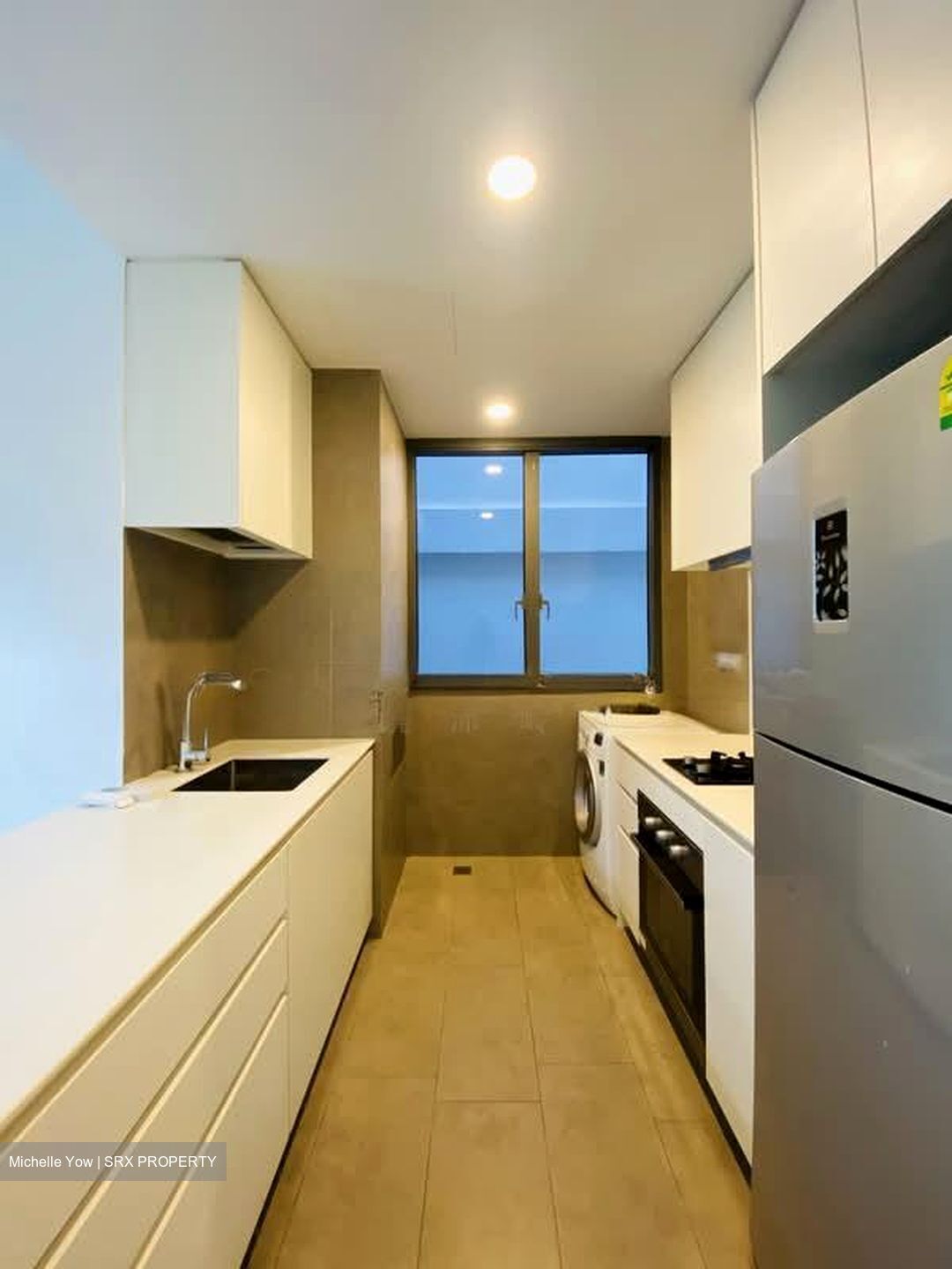 Stratum (D18), Condominium #563676011